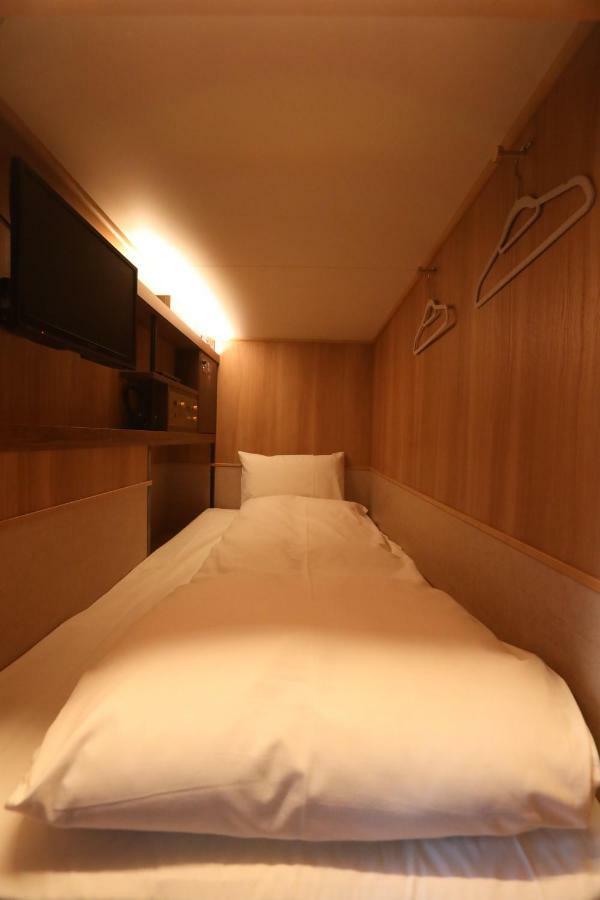 Cabin Inn Kyoto Sanjo Kawaramachi Quioto Exterior foto